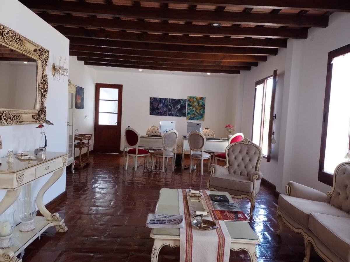 Iraola Hotel Boutique Cafayate Exteriör bild