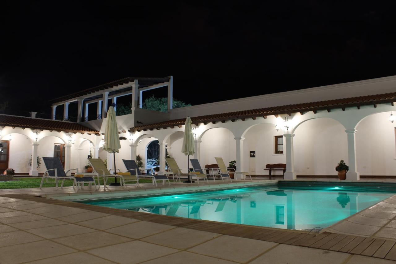 Iraola Hotel Boutique Cafayate Exteriör bild