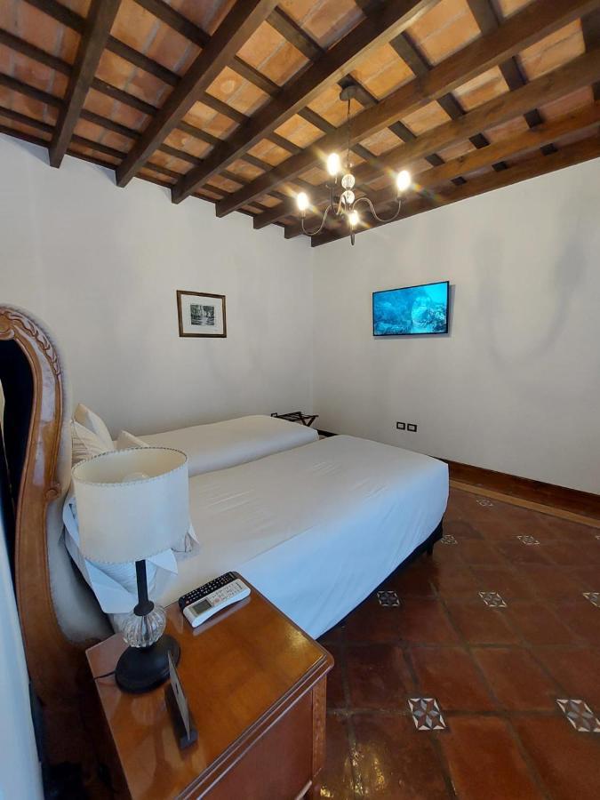 Iraola Hotel Boutique Cafayate Exteriör bild