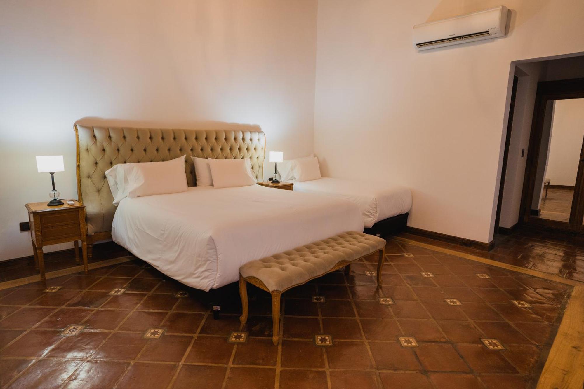 Iraola Hotel Boutique Cafayate Rum bild